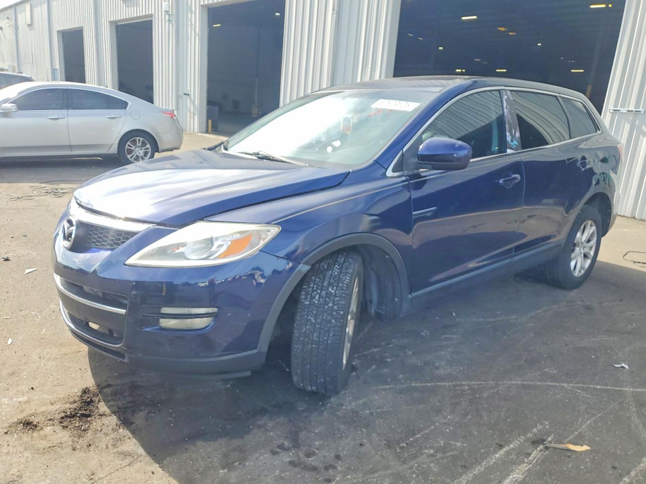 2011 Mazda CX-9 Touring, VIN JM3TB2CAXB0316197 — Перед