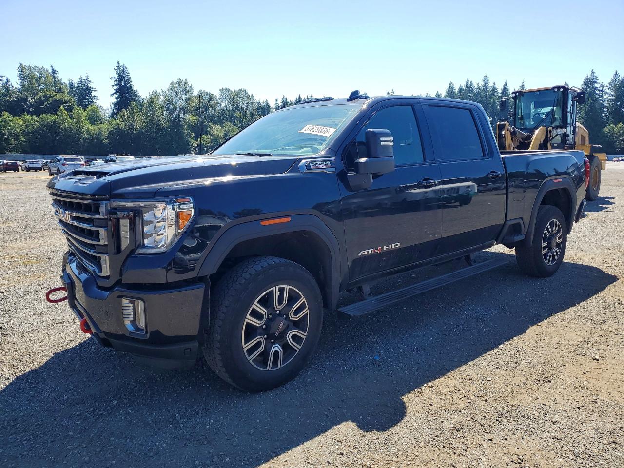 2022 GMC Sierra 2500HD AT4, VIN 1GT49PEY2NF275260 — Front end