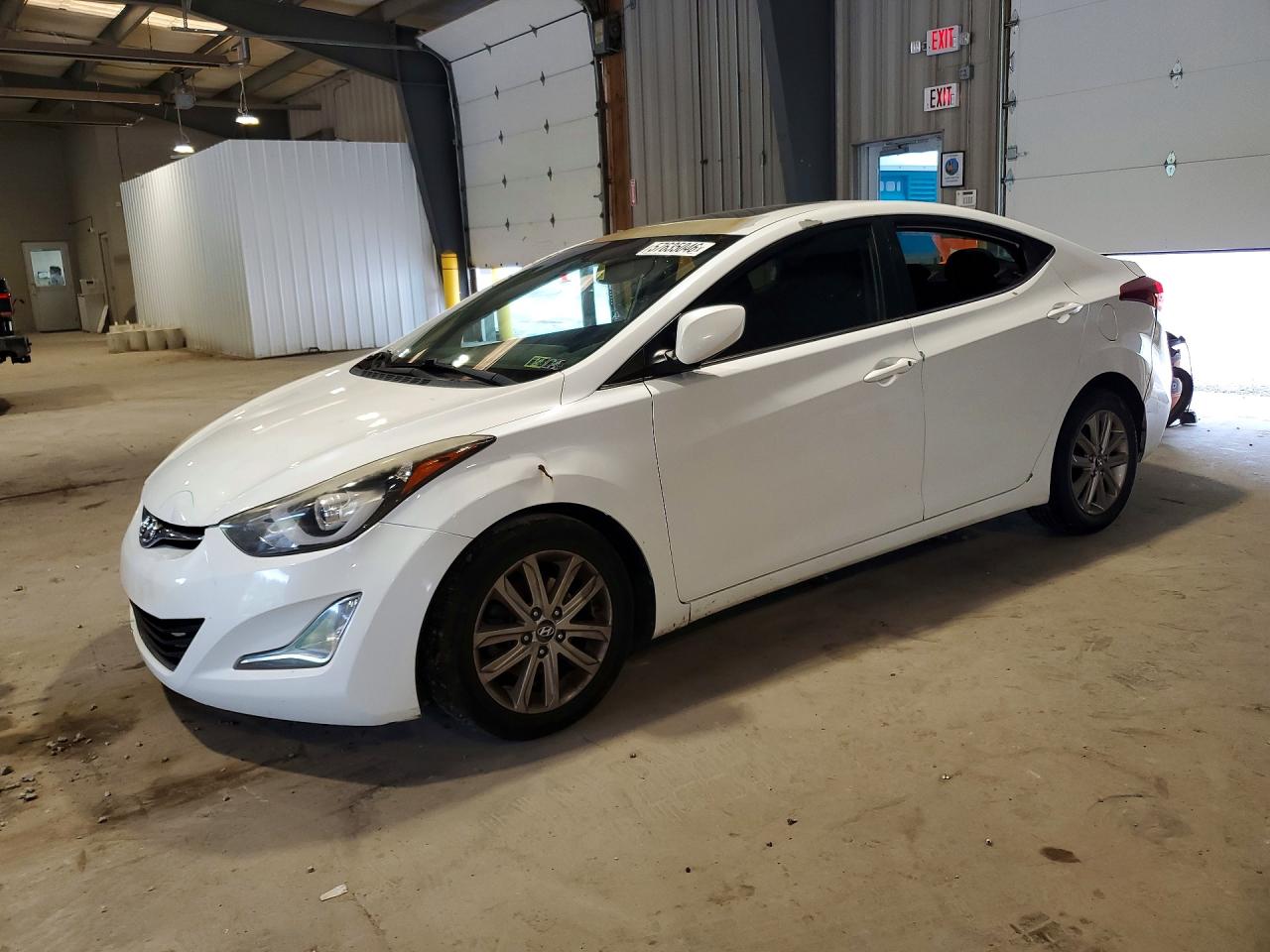 2015 Hyundai Elantra SE, VIN 5NPDH4AE4FH608093 — Vandalism