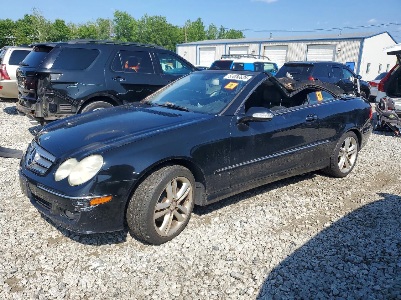 2007 Mercedes-Benz CLK 350, VIN WDBTK56F27T080604 — Roof
