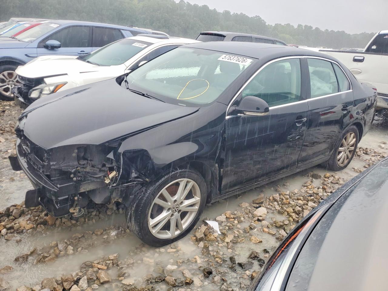 2006 Volkswagen Jetta 1.9L TDI, VIN 3VWDT81K56M801601 — Front end