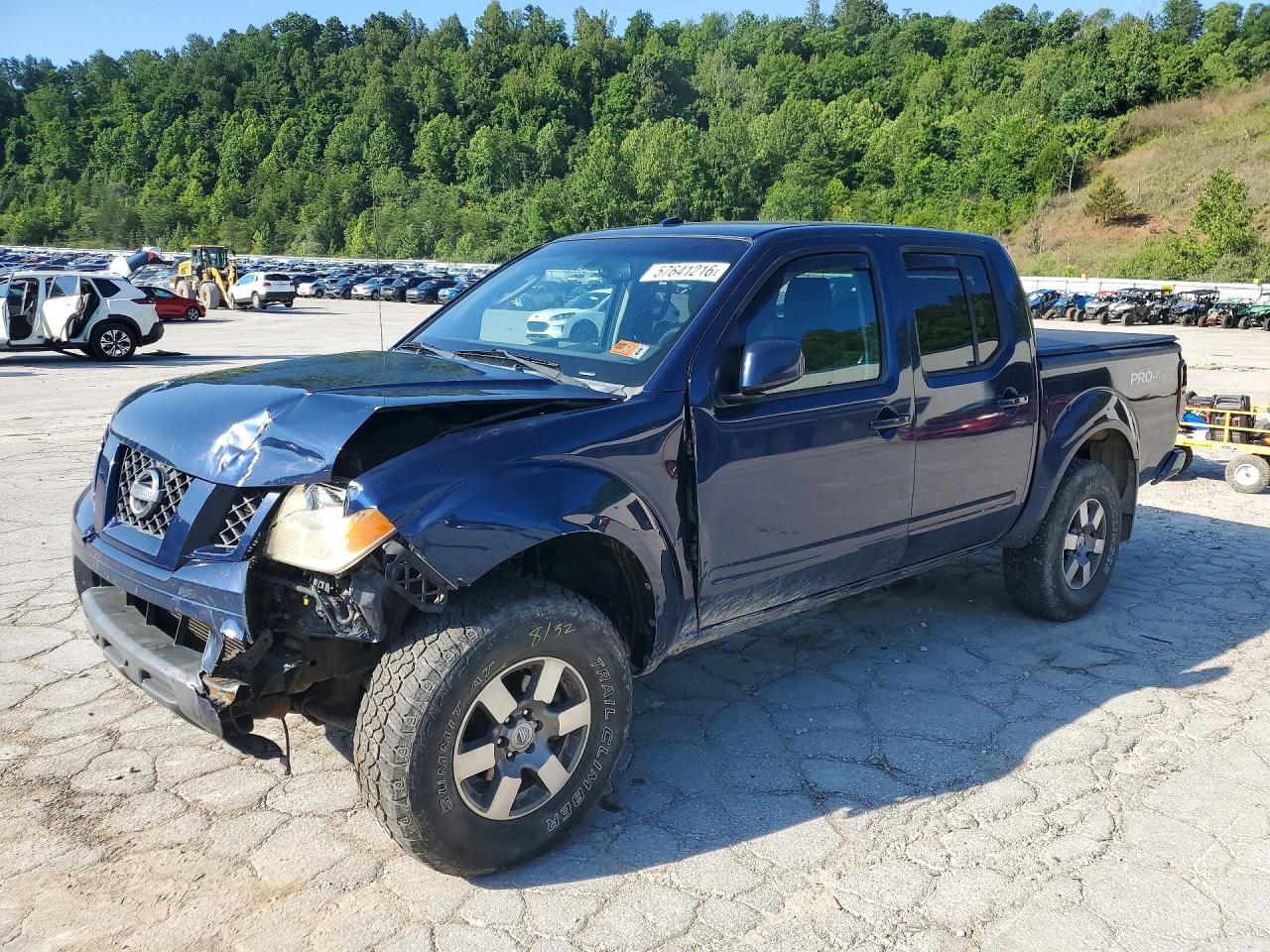 2011 Nissan Frontier Pro-4X, VIN 1N6AD0EV7BC414937 — Front end