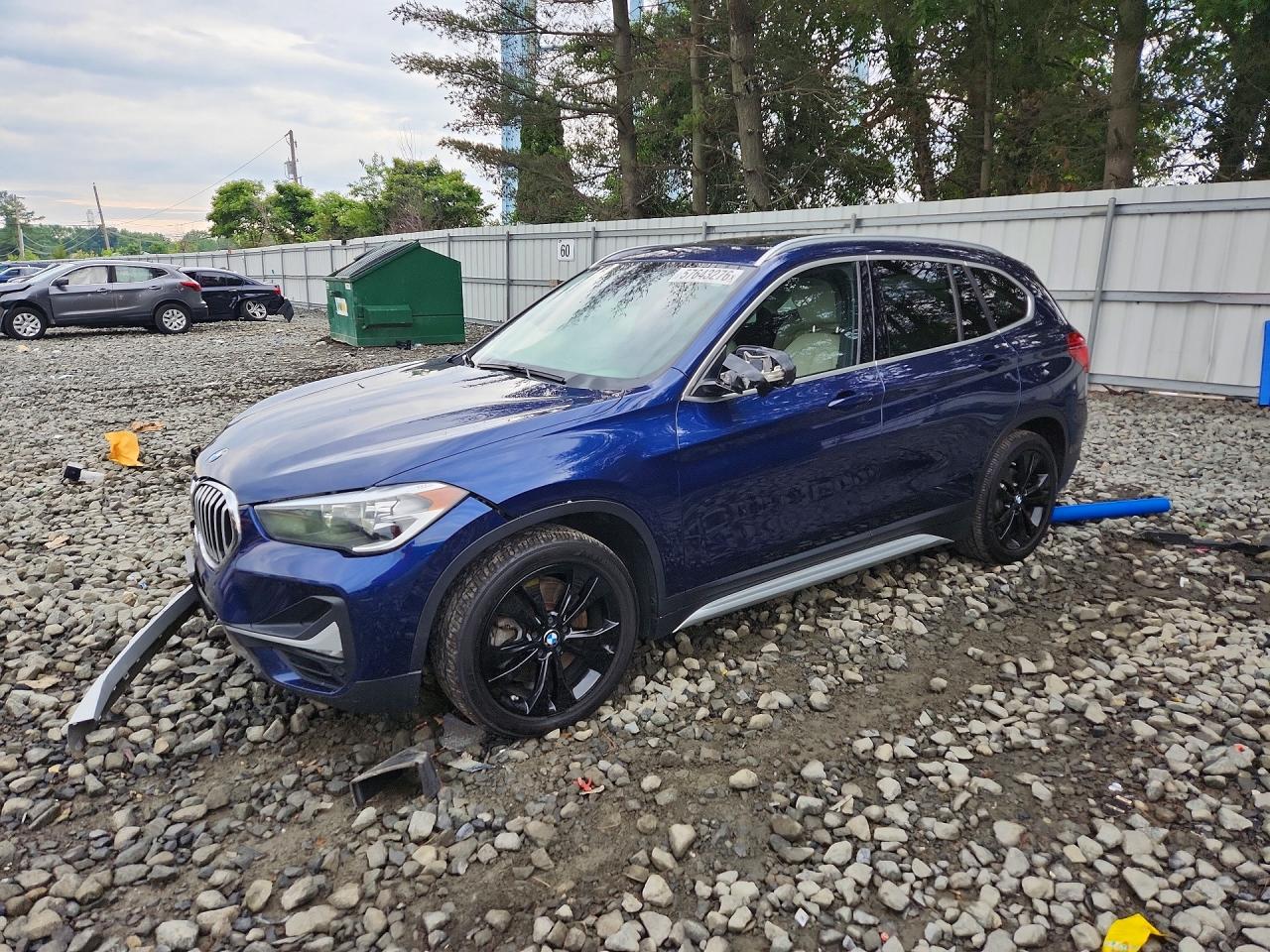 2020 BMW X1 xDrive28i, VIN WBXJG9C06L5P62713 — Front end