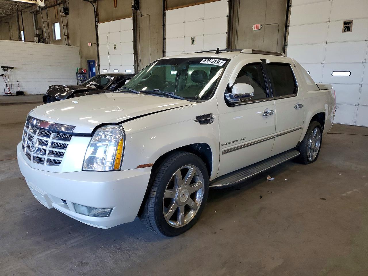 2011 Cadillac Escalade EXT Luxury, VIN 3GYT4MEFXBG194230 — Mechanical