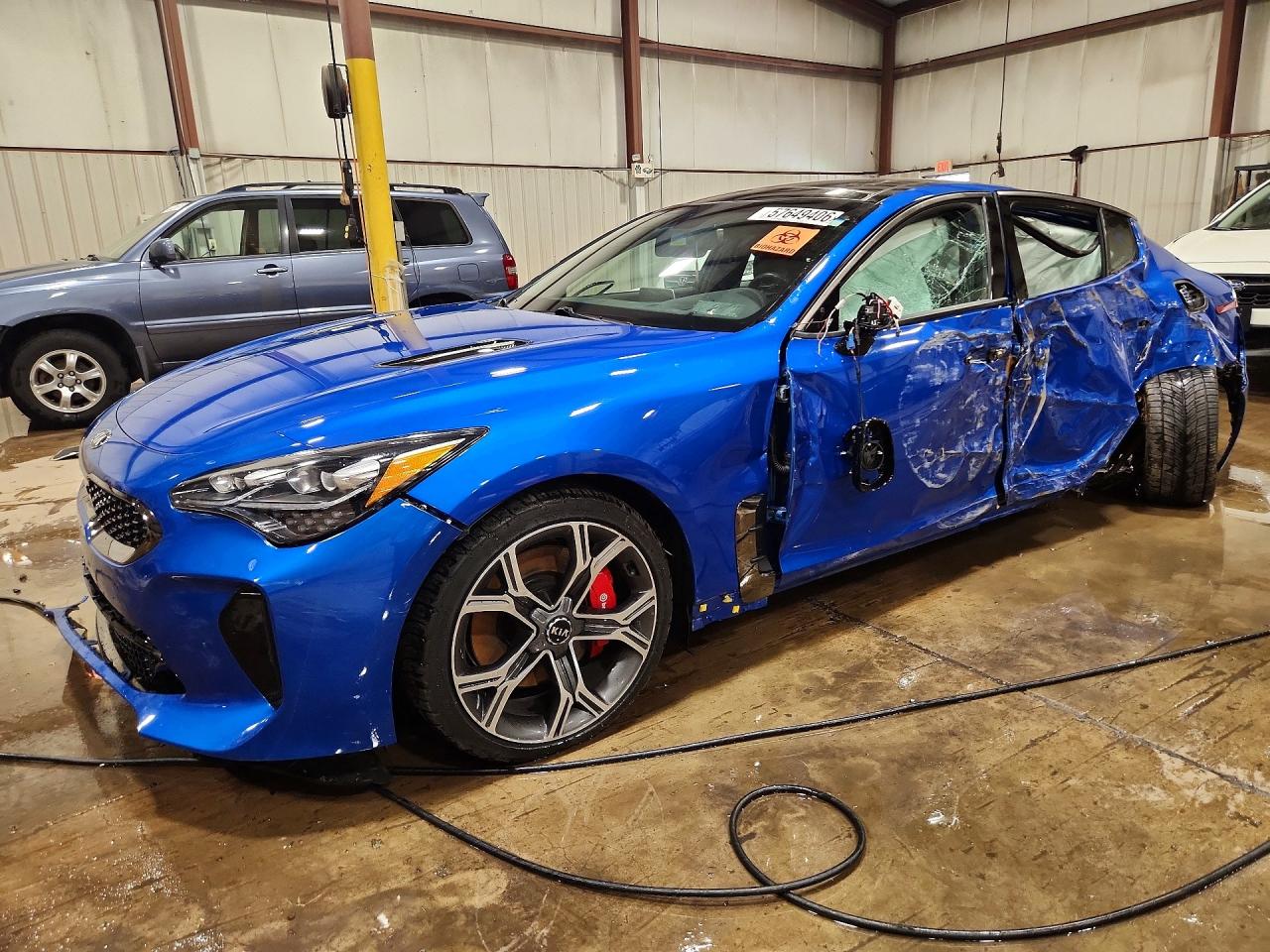 2021 Kia Stinger GT2, VIN KNAE55LC8M6094462 — Side