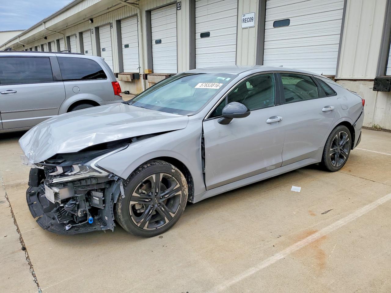 2023 Kia K5 GT-Line, VIN 5XXG64J22PG169885 — Front end
