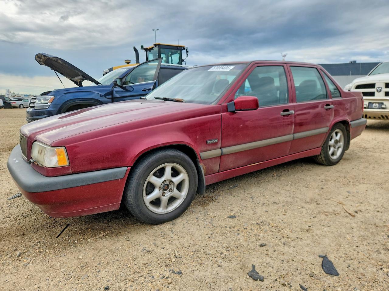 1996 Volvo 850, VIN YV1LS5107T3338477 — Перед