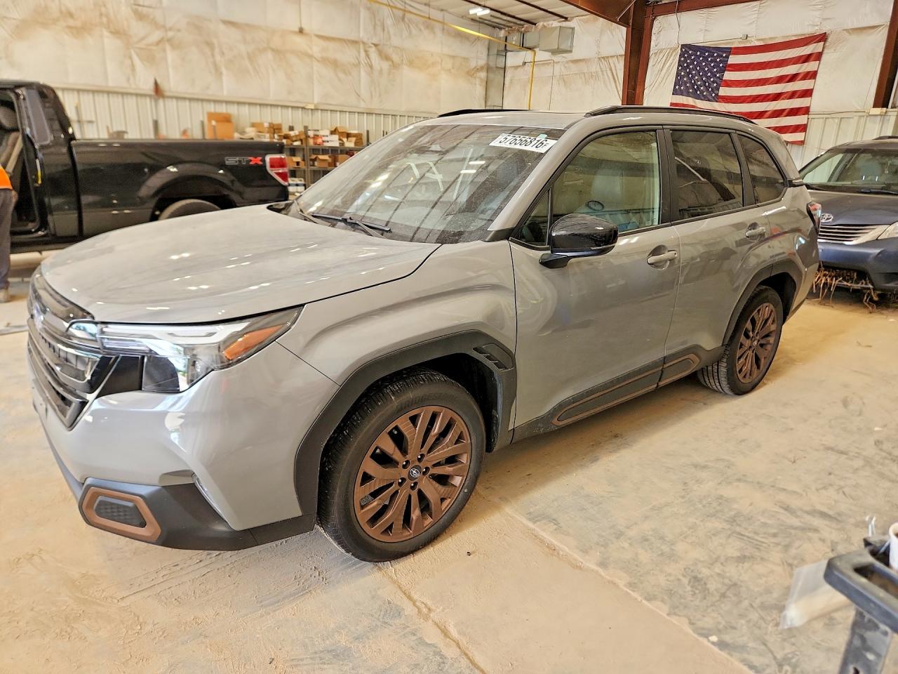 2025 Subaru Forester Special Sports, VIN JF2SLDHC3SH431220 — Бок