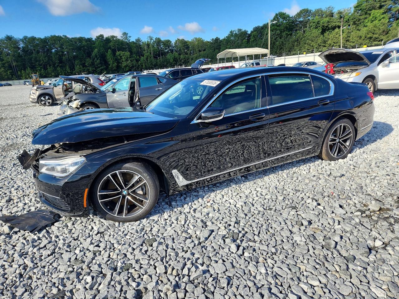 2016 BMW 7 Series 750i xDrive, VIN WBA7F2C50GG418489 — Front end