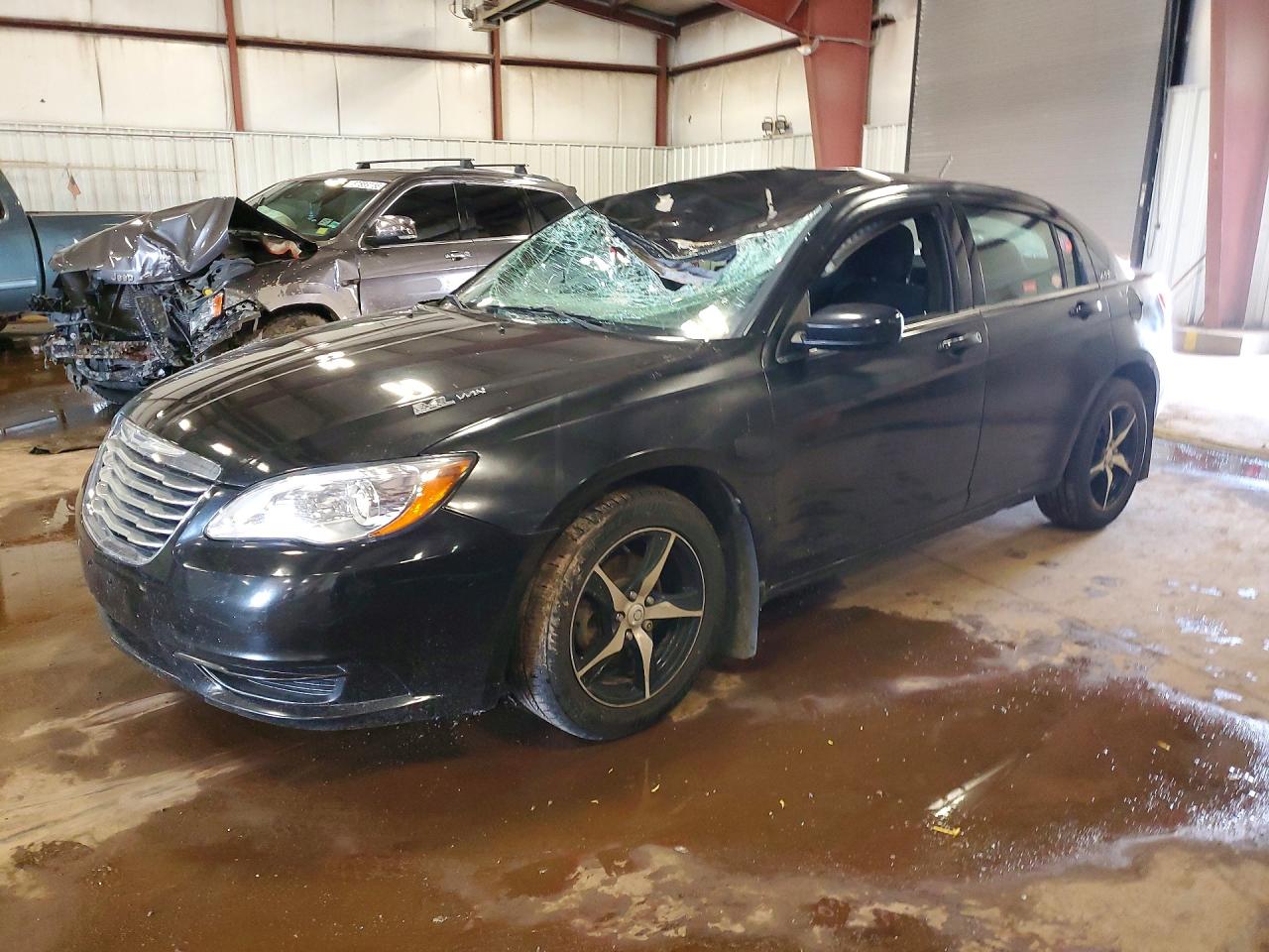 2012 Chrysler 200 LX, VIN 1C3CCBAB7CN296811 — Крыша