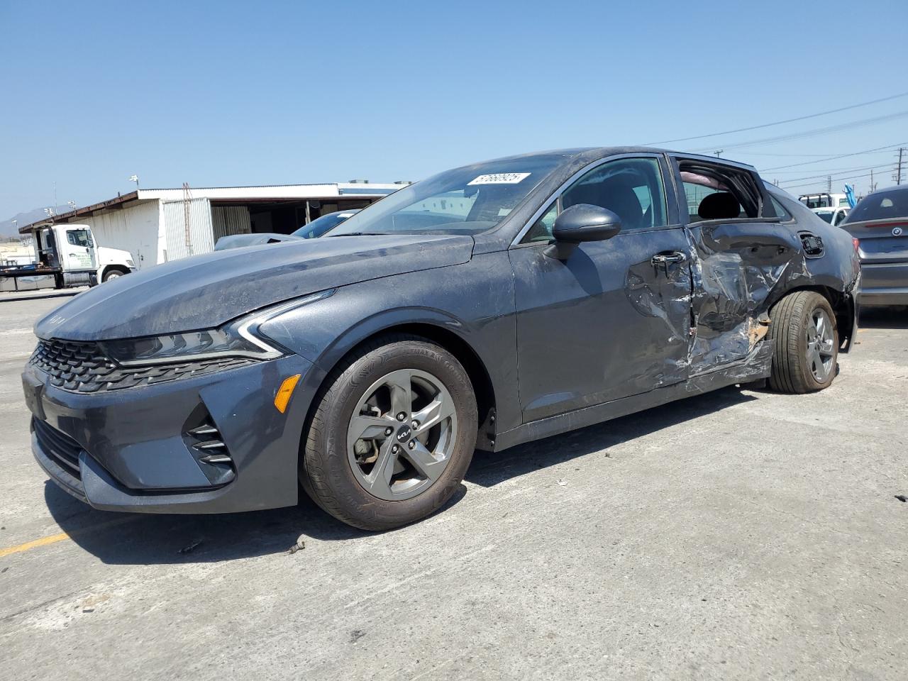 2022 Kia K5 LXS, VIN 5XXG14J28NG104678 — Side