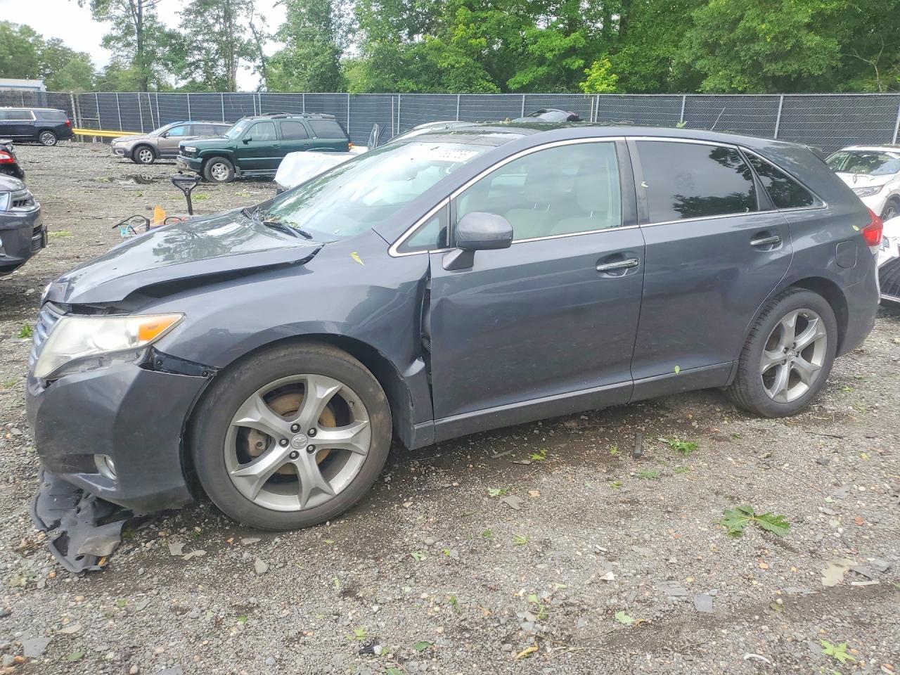 2010 Toyota Venza, VIN 4T3BK3BB3AU039326 — Front end