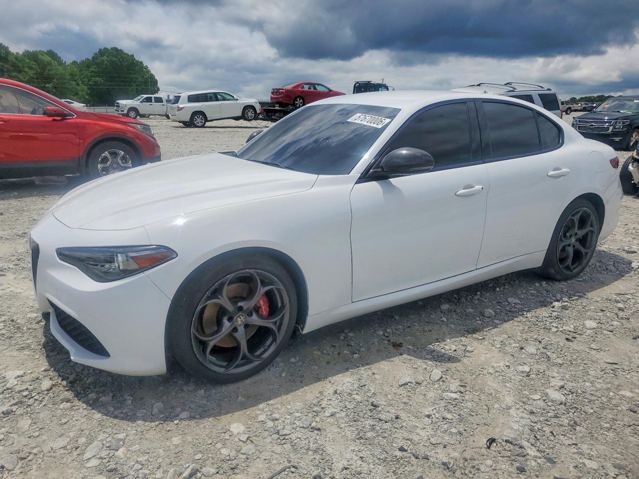 2019 Alfa Romeo Giulia, VIN ZARFANAN0K7599710 — Мелкие вмятины и царапины