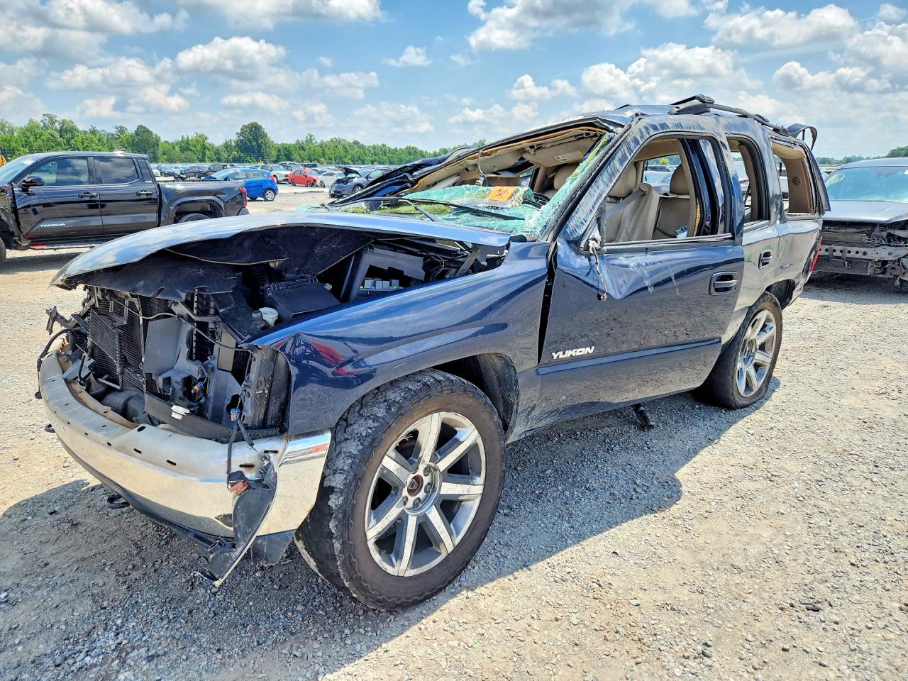 2004 GMC Yukon SLT, VIN 1GKEK13Z24R117455 — По всему кузову