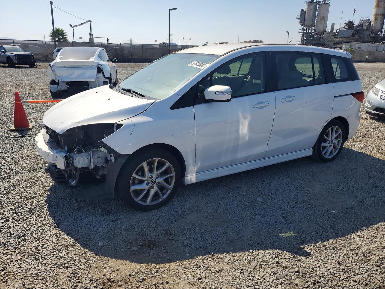 2015 Mazda 5 Touring, VIN JM1CW2CL4F0179486 — Front end