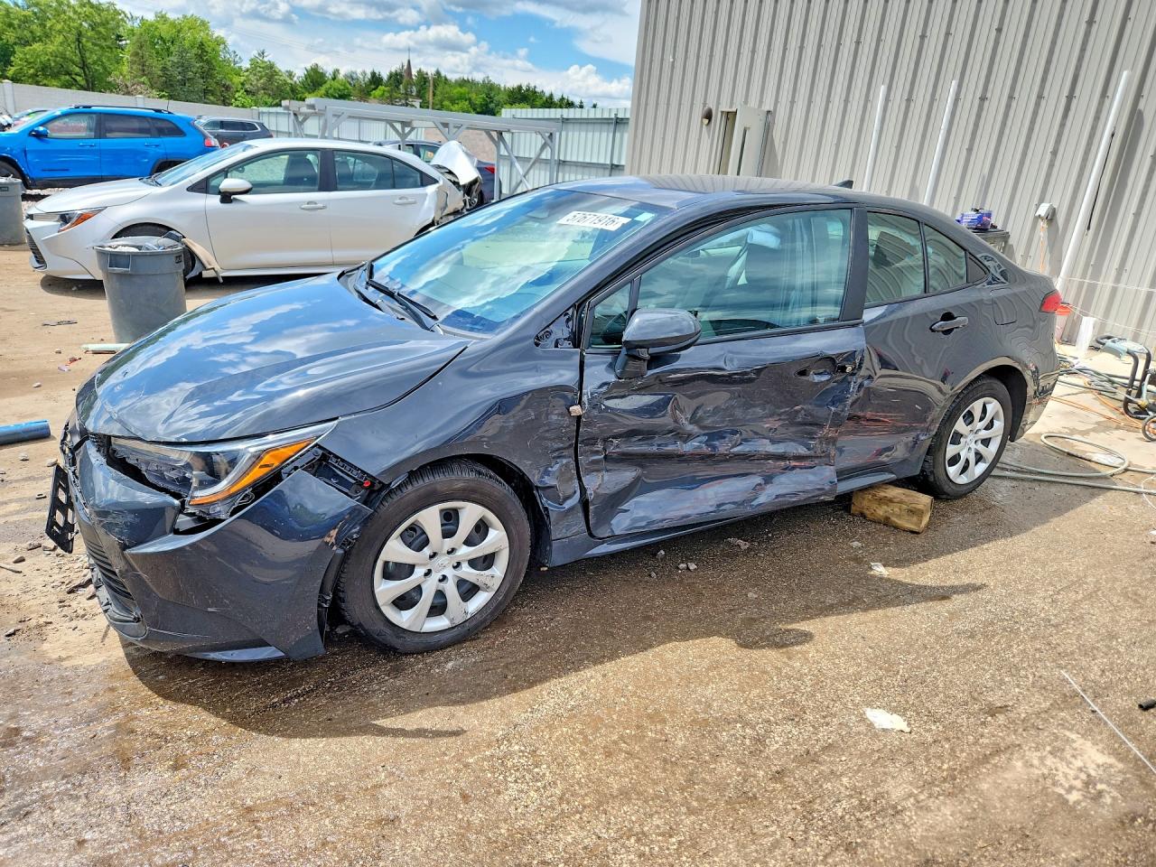 2024 Toyota Corolla LE, VIN 5YFB4MDE3RP172536 — Front end