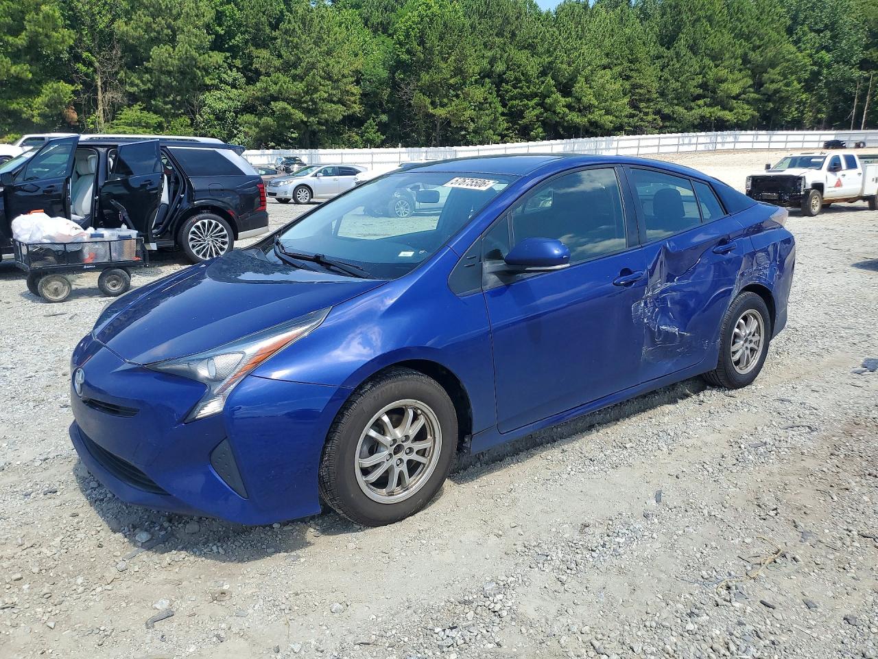 2016 Toyota Prius Two, VIN JTDKBRFU2G3522476 — Rear end