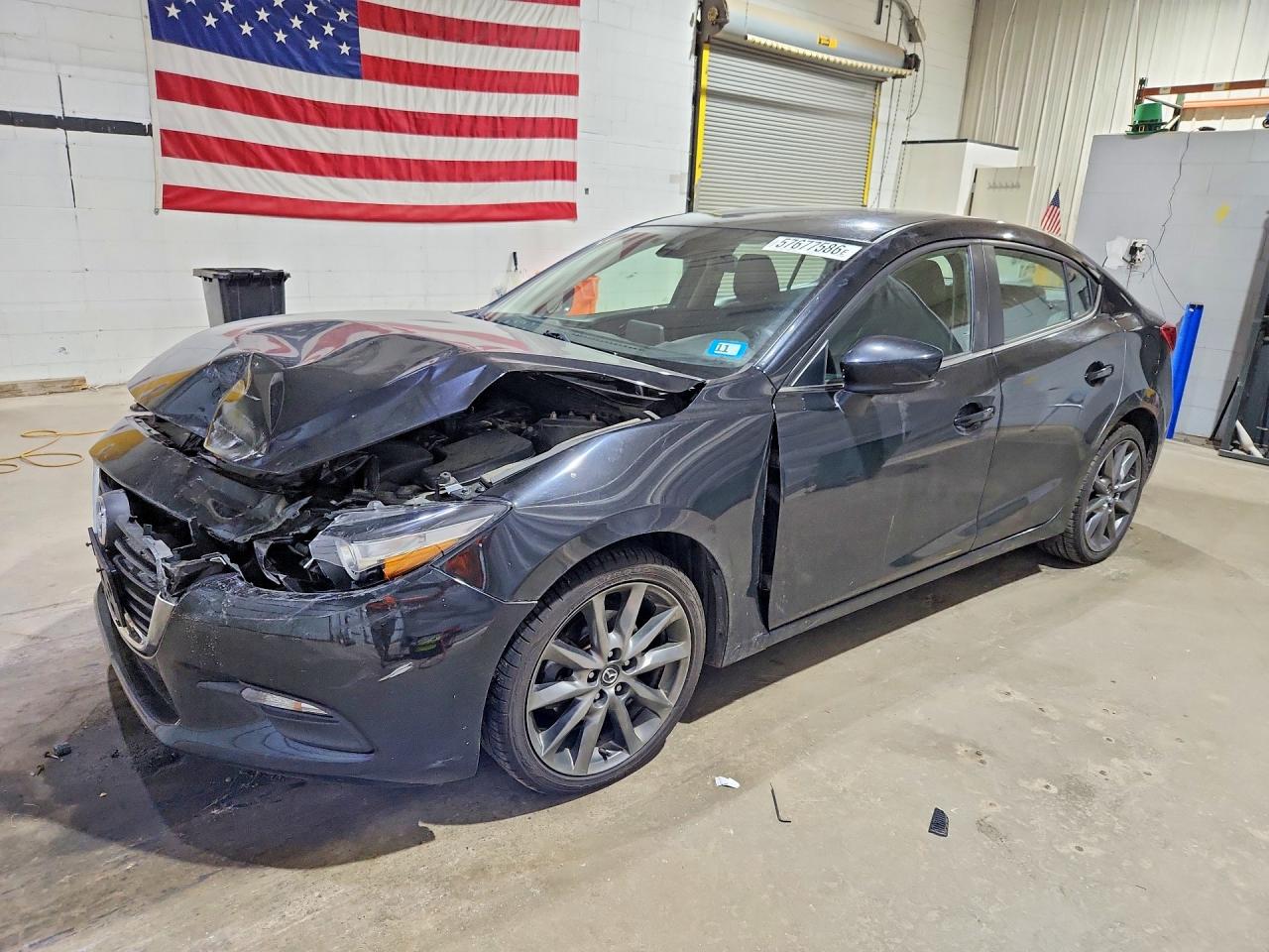 2018 Mazda 3 Touring, VIN 3MZBN1V35JM162561 — Front end