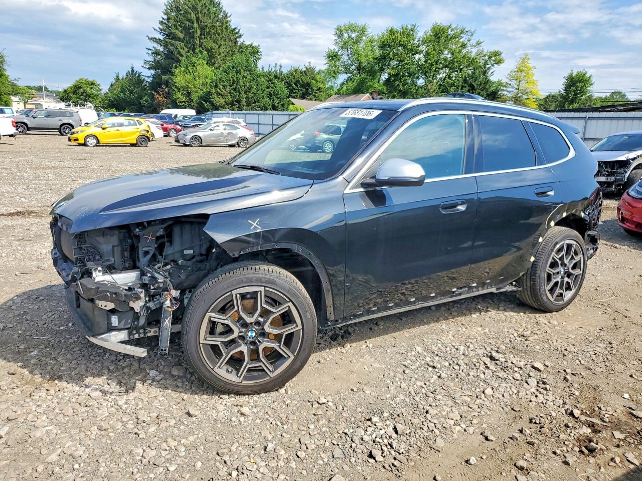 2024 BMW X1 xDrive28i, VIN WBX73EF0XR5Z28783 — Front end