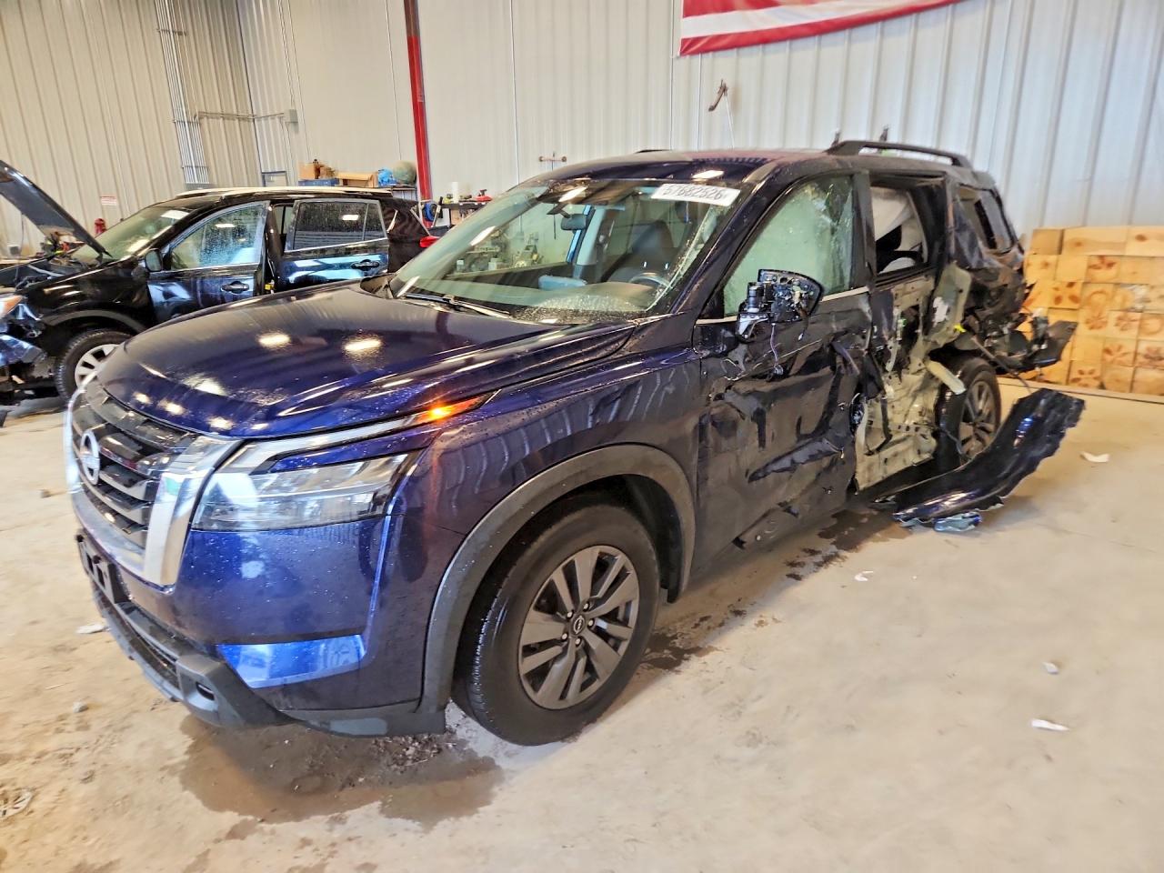 2024 Nissan Pathfinder SV, VIN 5N1DR3BC7RC259849 — Бок
