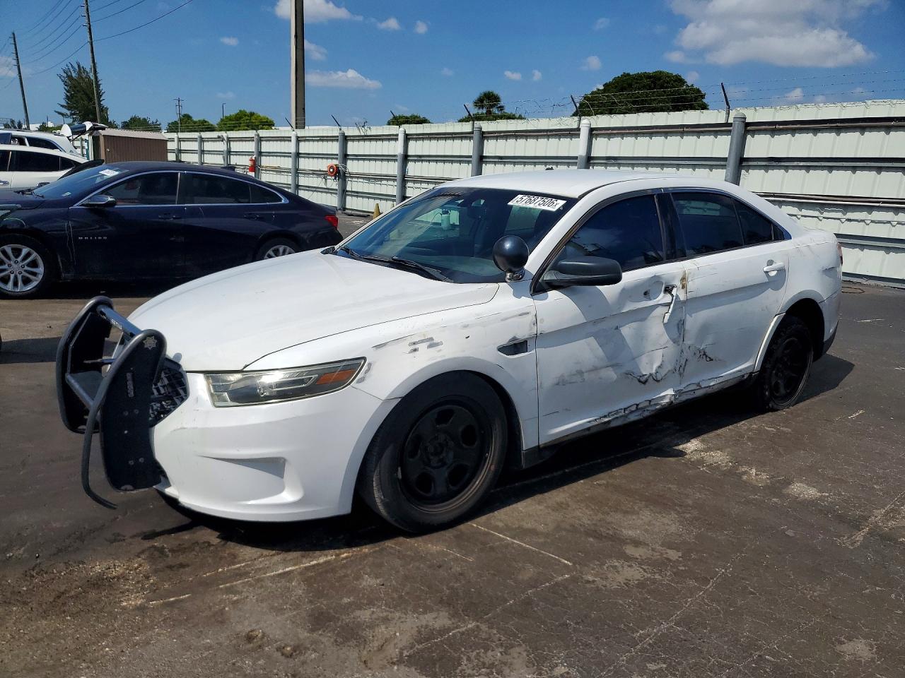 2015 Ford Police Interceptor, VIN 1FAHP2L84FG149335 — Side