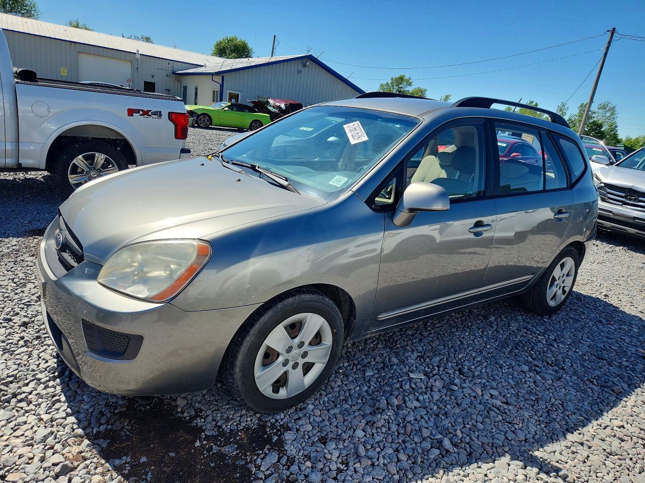 2009 Kia Rondo LX, VIN KNAFG528297278664 — Rear end
