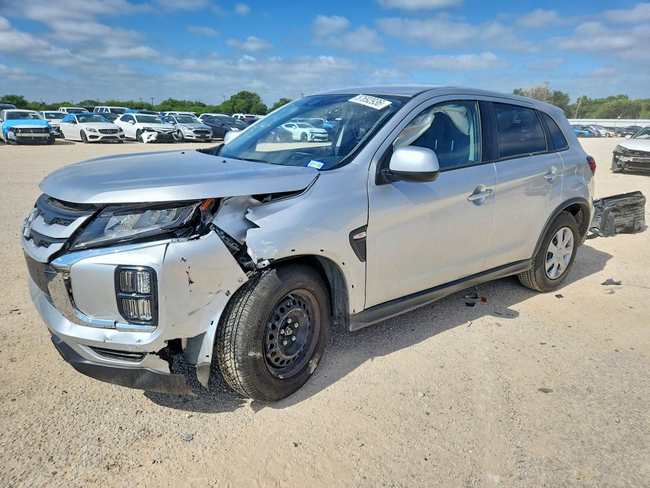 2026 Mitsubishi Outlander S, VIN JA4ARUAU7TU004685 — Side