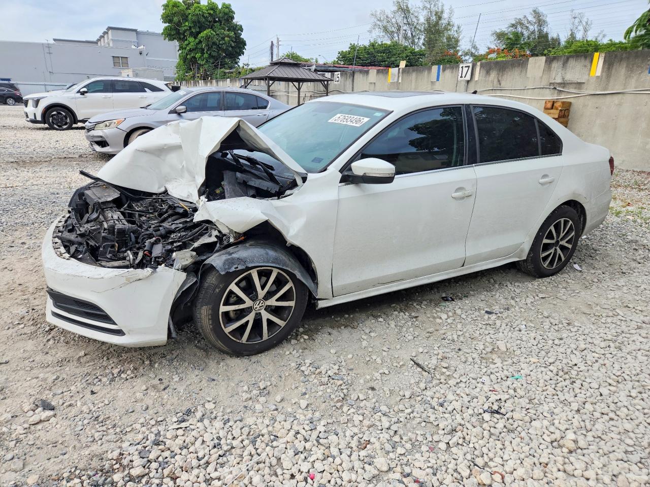 2017 Volkswagen Jetta SE, VIN 3VWDB7AJ3HM308426 — Front end
