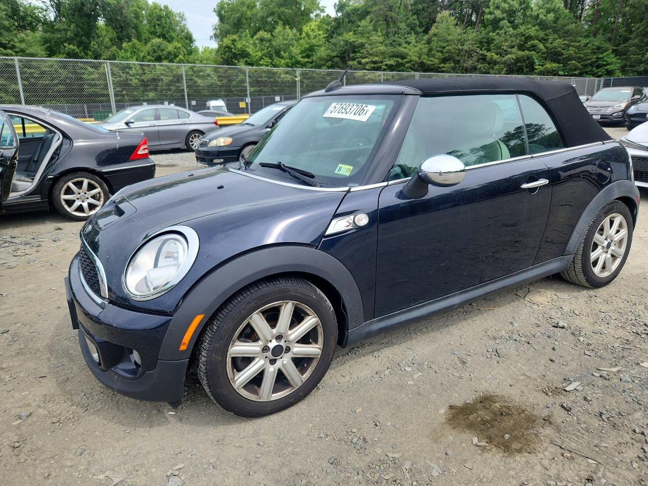 2012 MINI Convertible S, VIN WMWZP3C53CT550109 — Rear end