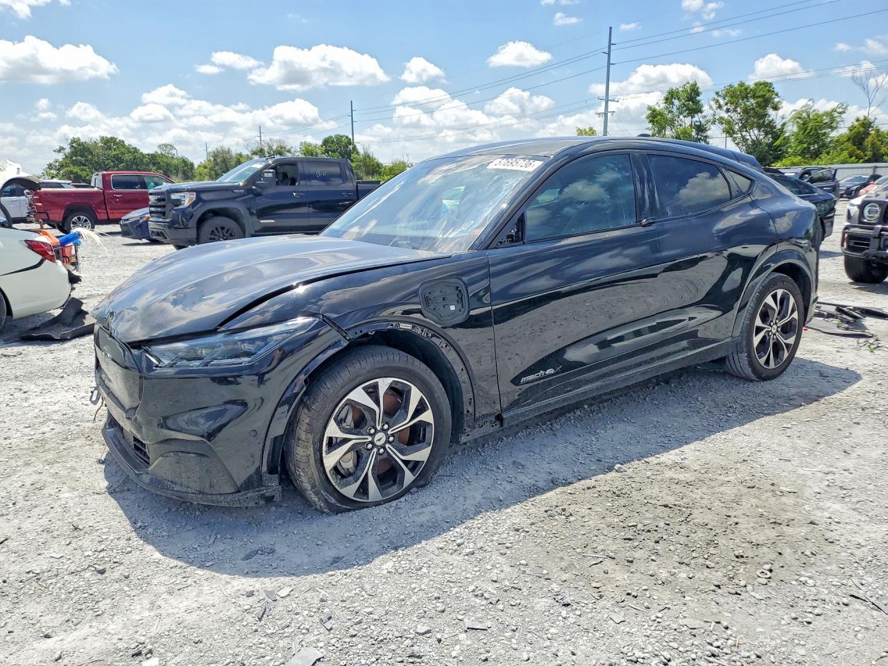 2023 Ford Mustang Mach-E Premium, VIN 3FMTK3SU3PMA85301 — Front end