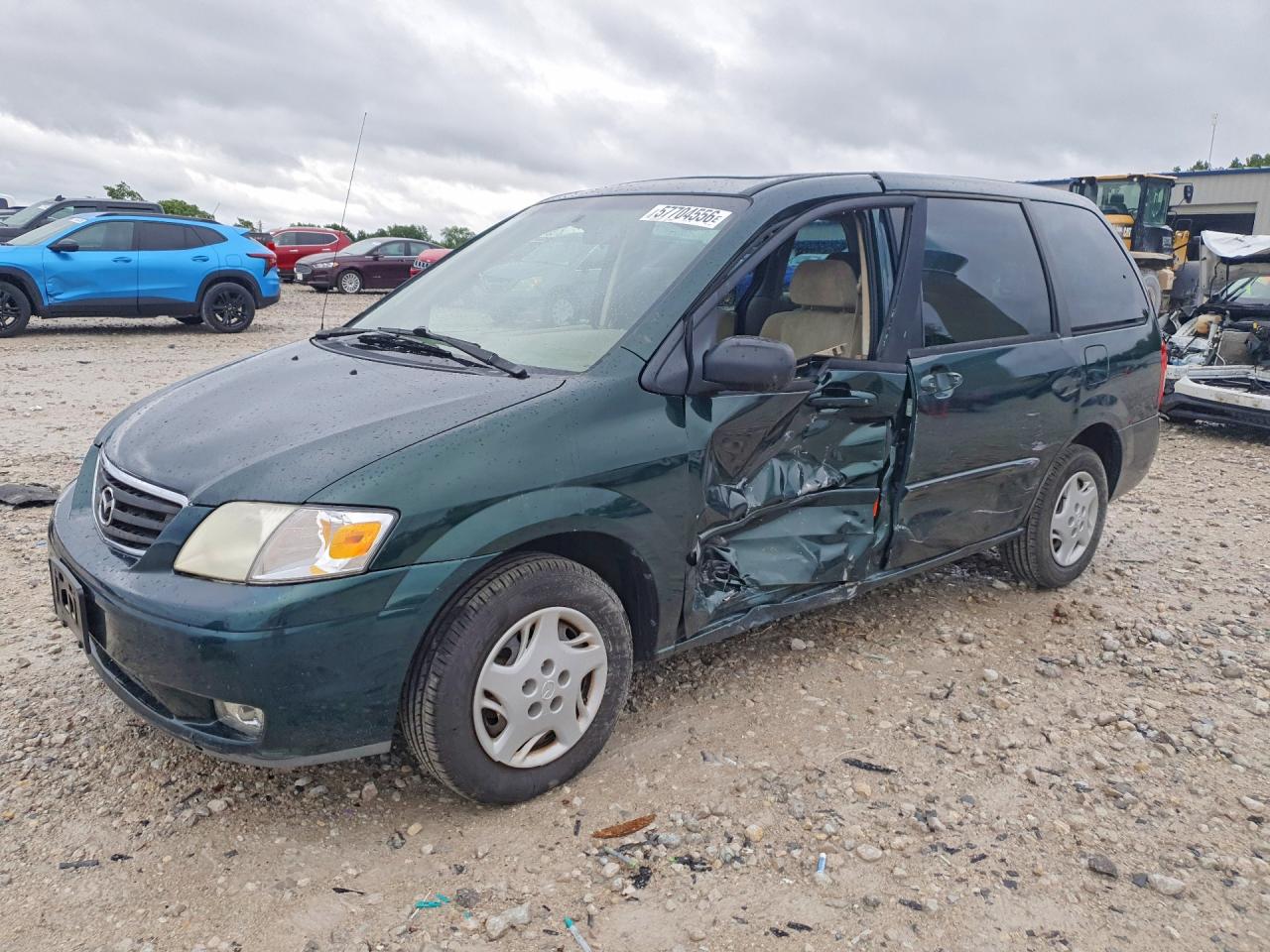 2001 Mazda MPV DX, VIN JM3LW28Y610173225 — Side