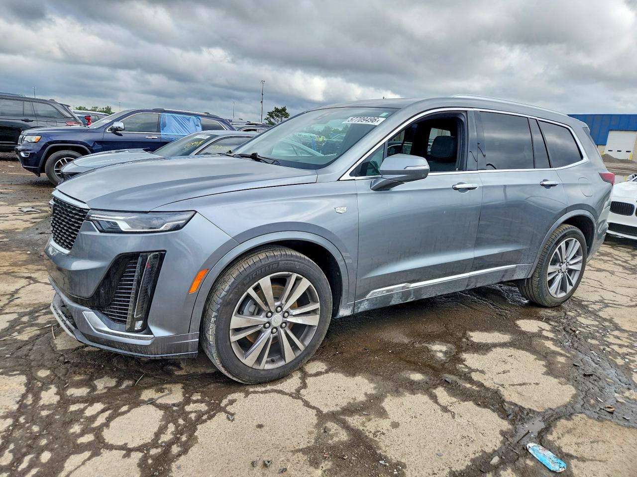 2020 Cadillac XT6 FWD Premium Luxury, VIN 1GYKPCRS5LZ168334 — Undercarriage
