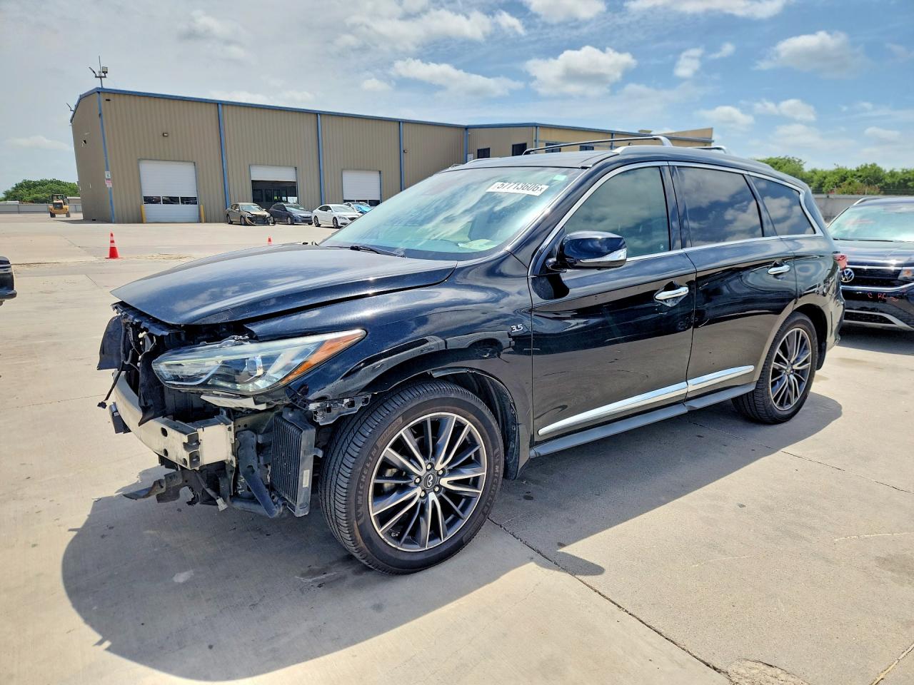 2017 Infiniti QX60, VIN 5N1DL0MN0HC516024 — Front end