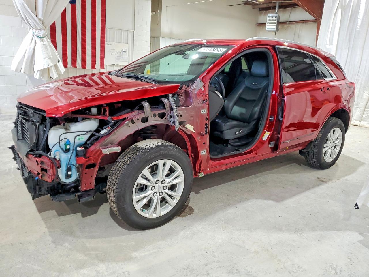 2022 Cadillac XT5 AWD Luxury, VIN 1GYKNBR4XNZ102950 — Side
