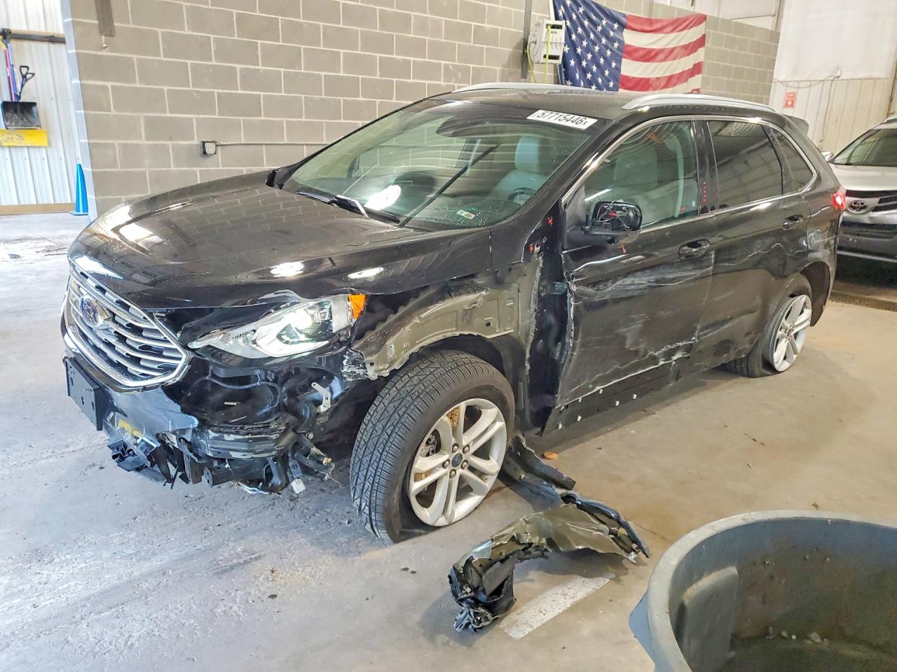 2020 Ford Edge SEL, VIN 2FMPK3J96LBB06202 — Бок