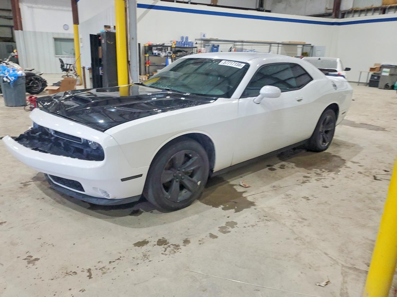 2015 Dodge Challenger SXT, VIN 2C3CDZAG8FH740132 — Front end