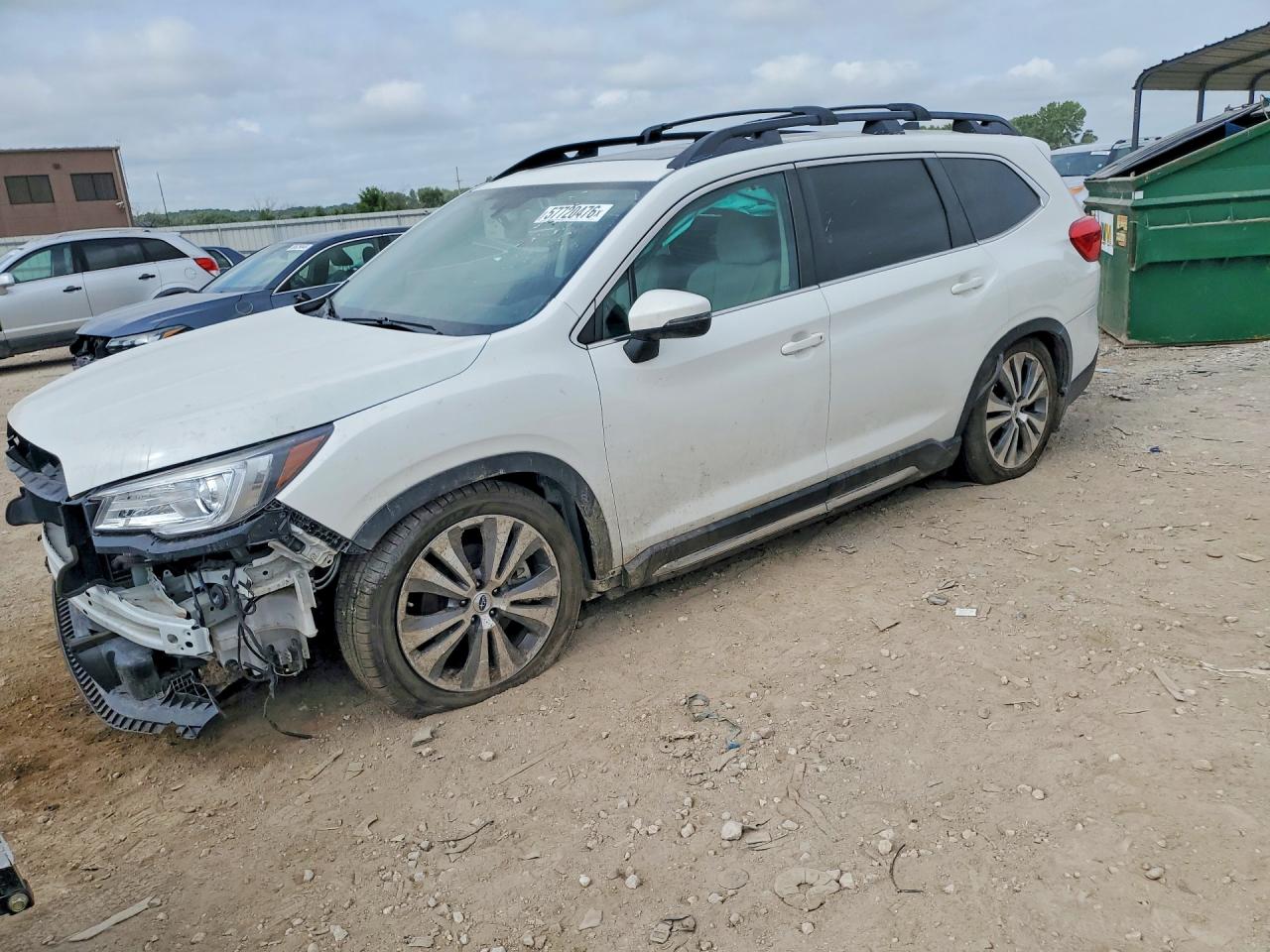 2020 Subaru Ascent Limited, VIN 4S4WMAPD0L3413872 — Front end