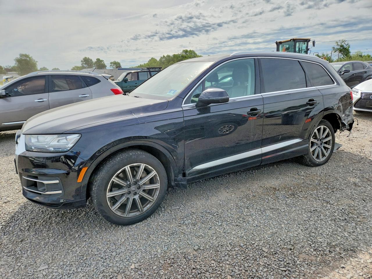 2018 Audi Q7 Prestige, VIN WA1VAAF77JD020540 — Rear end