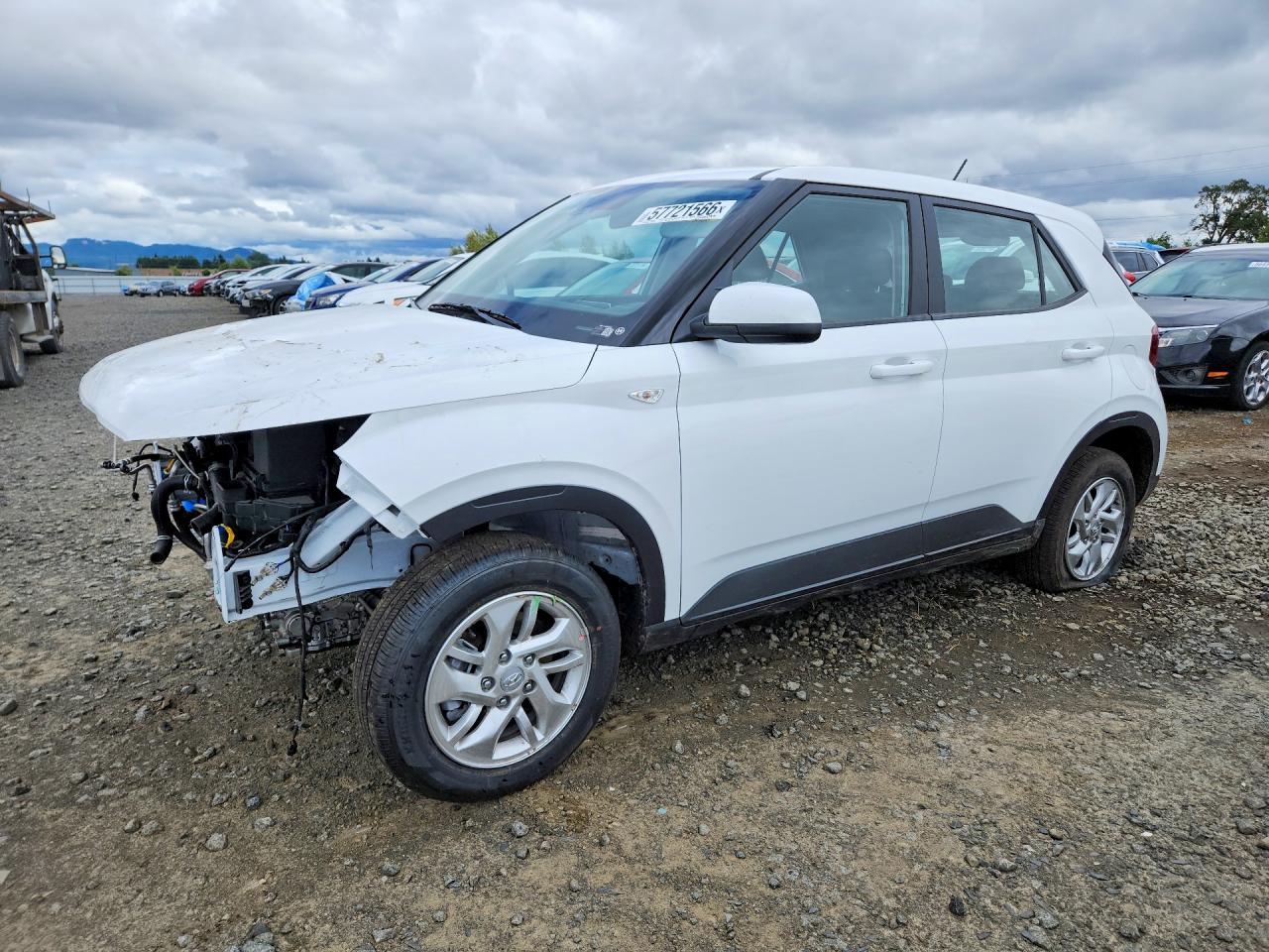 2026 Hyundai Venue SE, VIN KMHRB8A39TU461831 — Перед