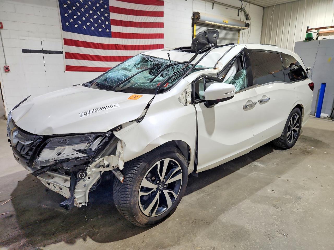 2019 Honda Odyssey Elite, VIN 5FNRL6H92KB021702 — Опрокидывание