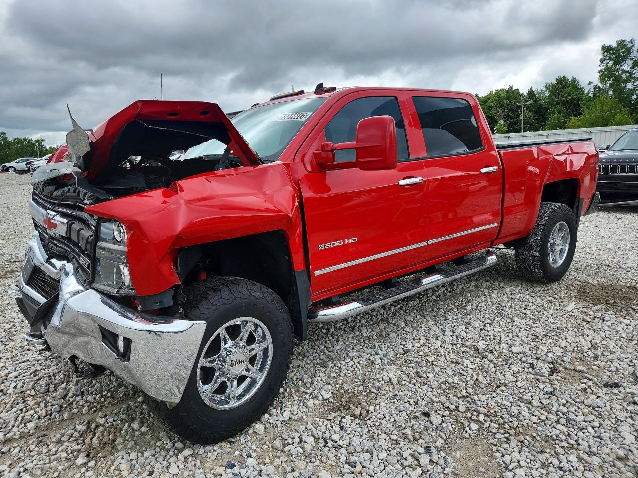 2015 Chevrolet Silverado 3500HD LT, VIN 1GC4KZE82FF122864 — Перед