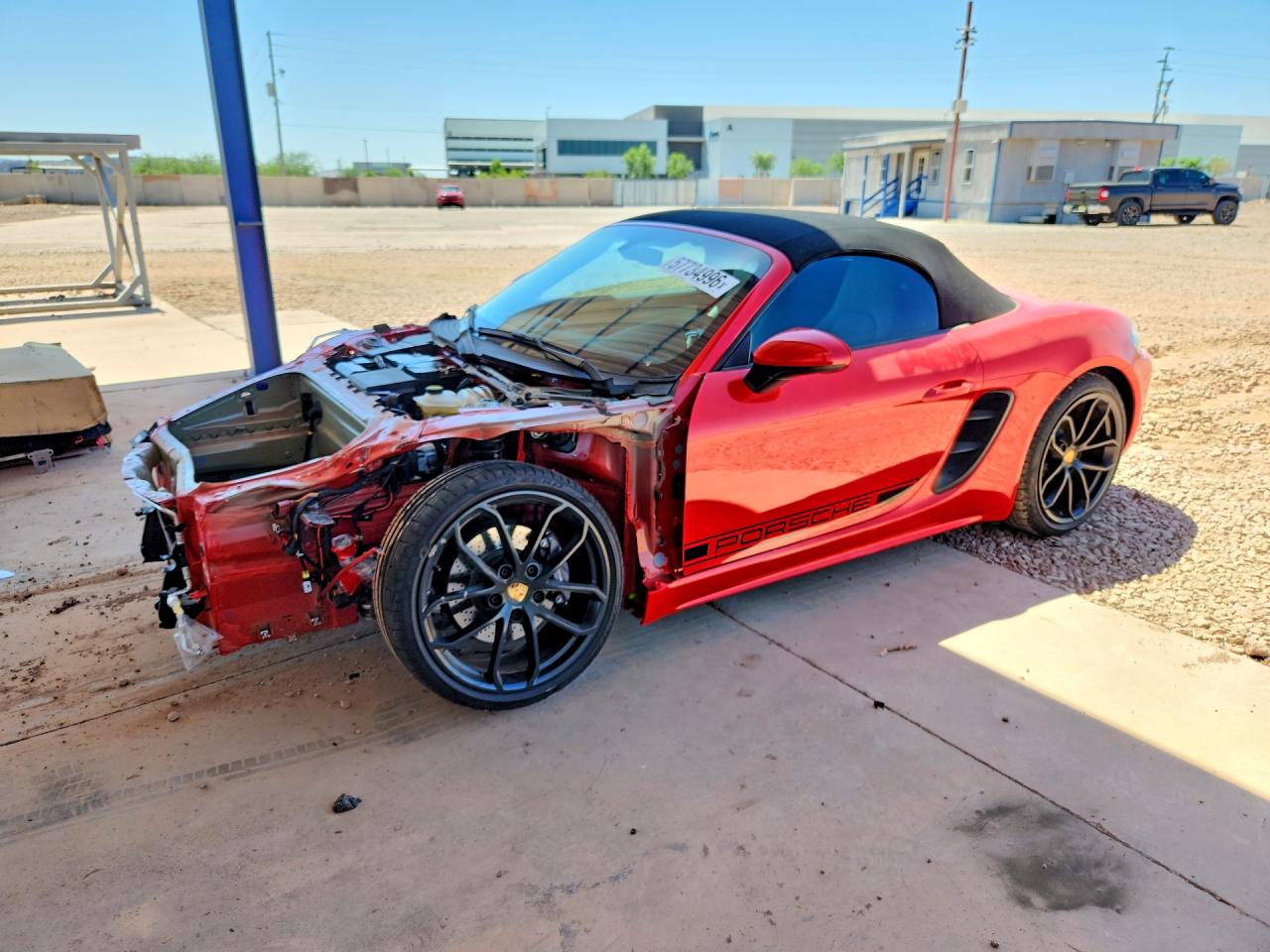 2024 Porsche 718 Boxster, VIN WP0CA2A80RK205930 — Front end