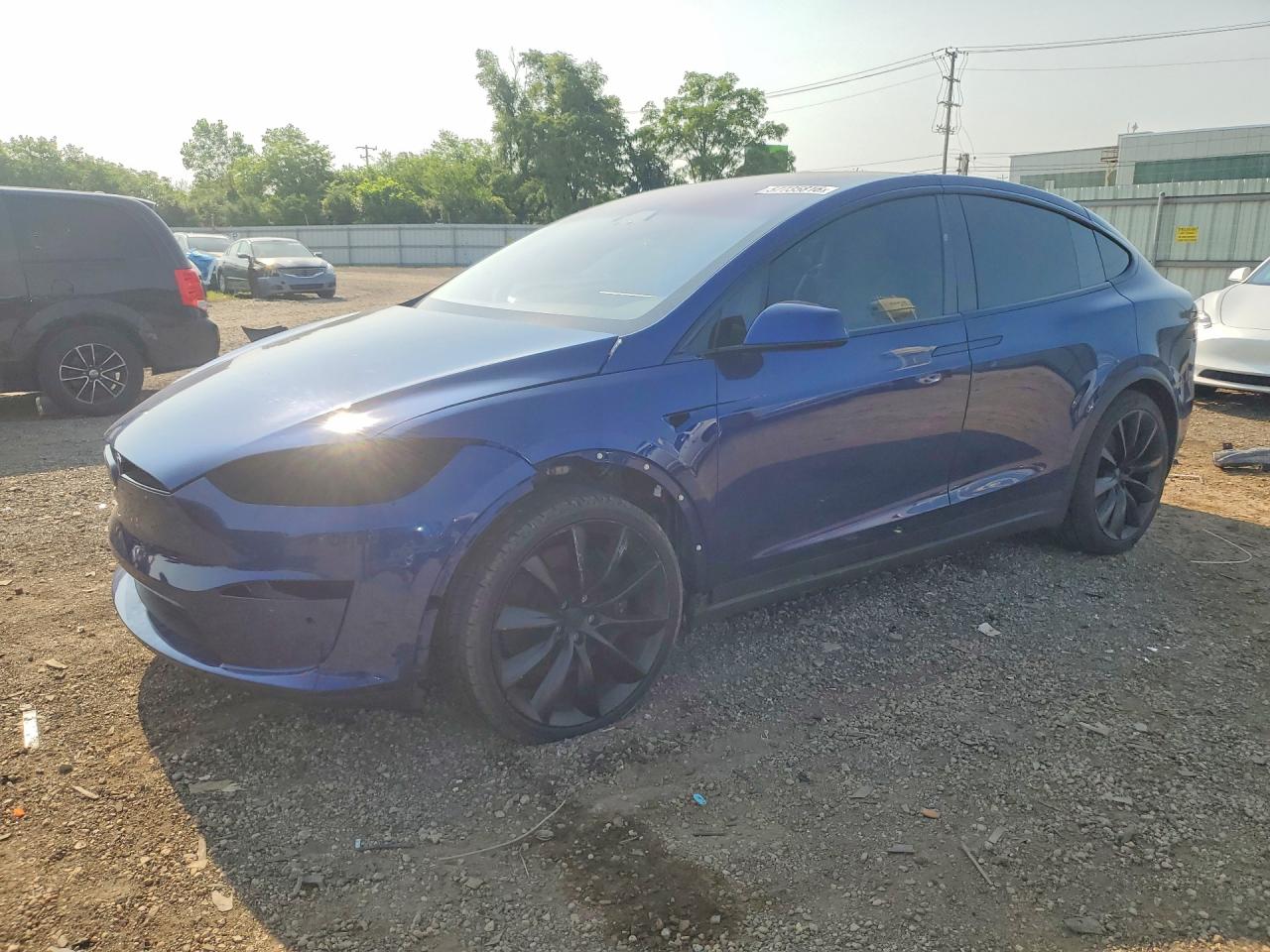 2022 Tesla Model X Plaid, VIN 7SAXCBE63NF343427 — Front end