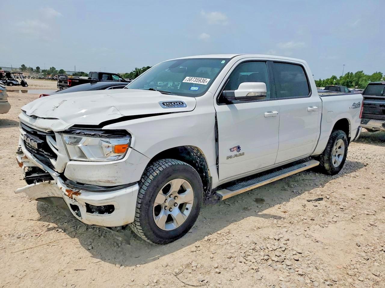 2021 Ram 1500 Big Horn, VIN 1C6SRFFT5MN505177 — Front end