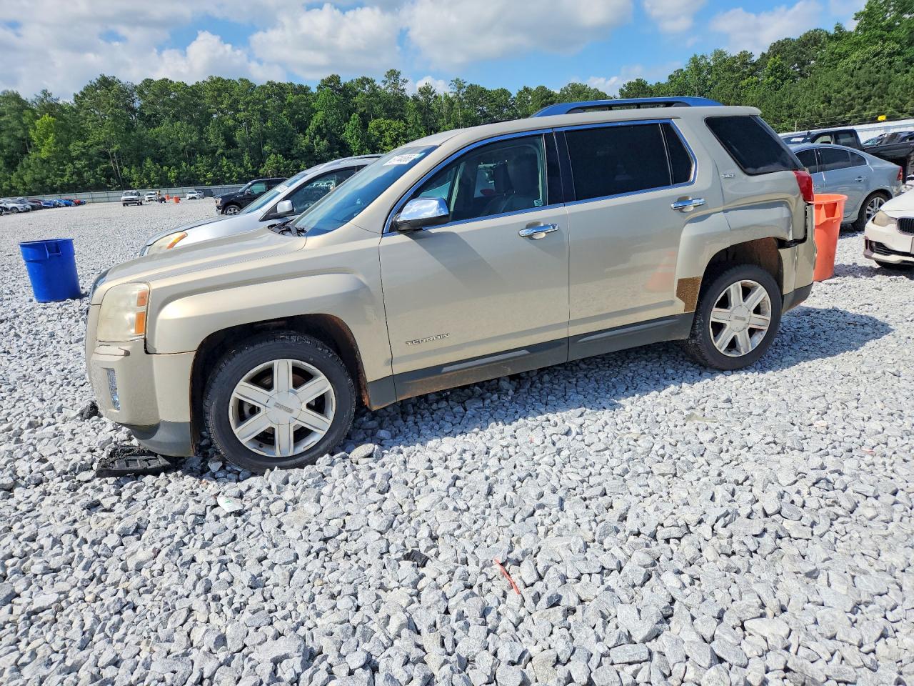 2011 GMC Terrain SLT-2, VIN 2CTALWEC1B6231490 — Rear end