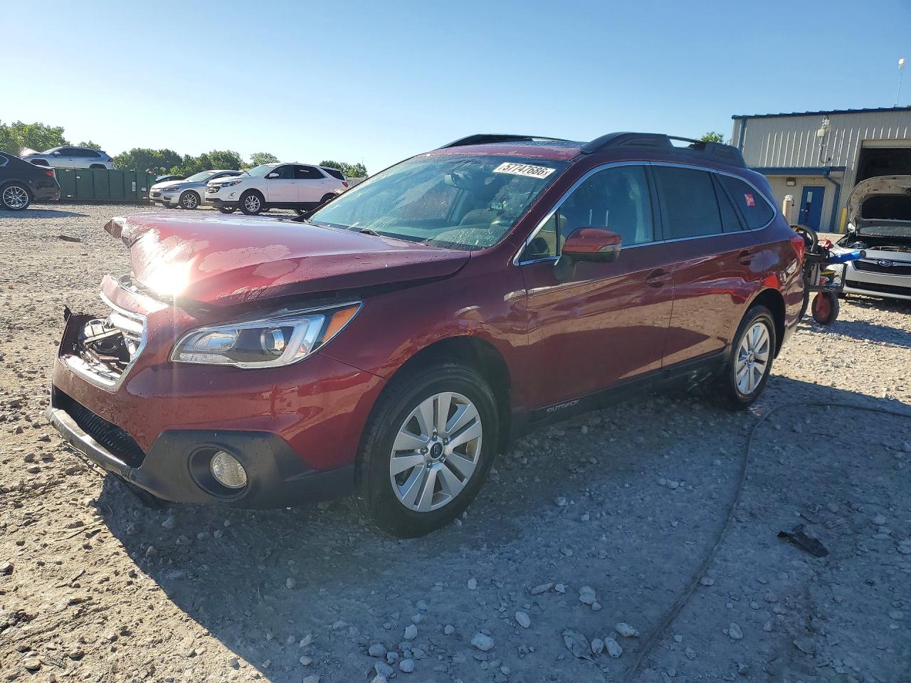 2016 Subaru Outback Premium, VIN 4S4BSAHCXG3326268 — Front end