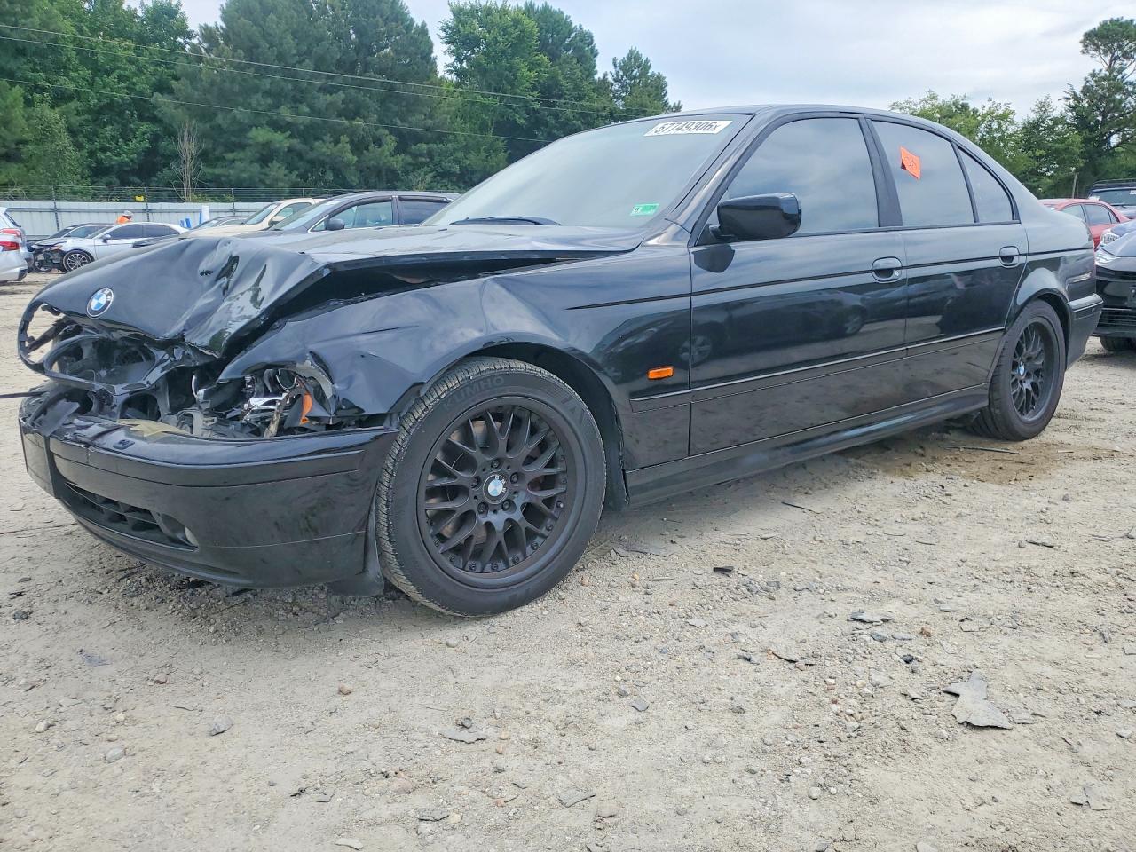 2003 BMW 5 Series 530i, VIN WBADT63493CK31165 — Перед
