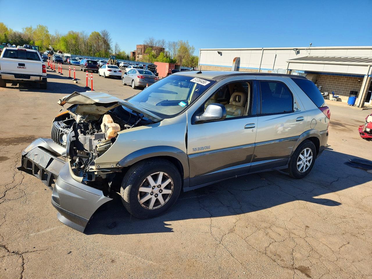 2003 Buick Rendezvous CX, VIN 3G5DA03E23S596545 — Front end