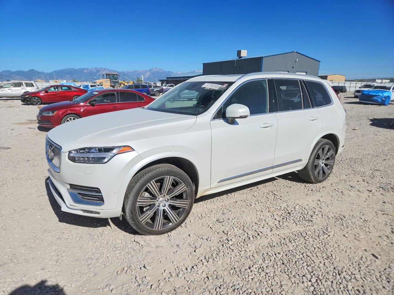 2025 Volvo XC90 Plus, VIN YV4062PE2S1303139 — Rear end