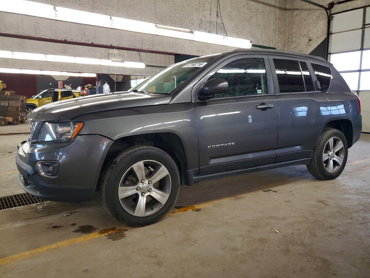 2016 Jeep Compass High Altitude, VIN 1C4NJCEA5GD806280 — Front end